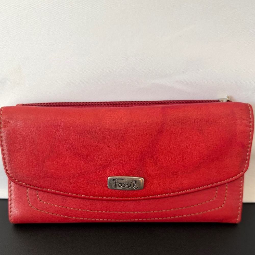 Fossil Red Leather Wallet – Flap Style with Zip Pocket